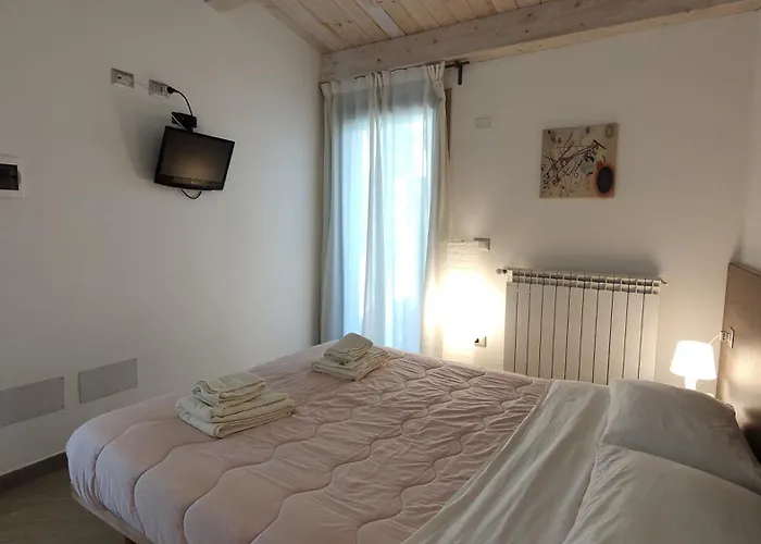 Oda ve Kahvaltı Memento Ossi